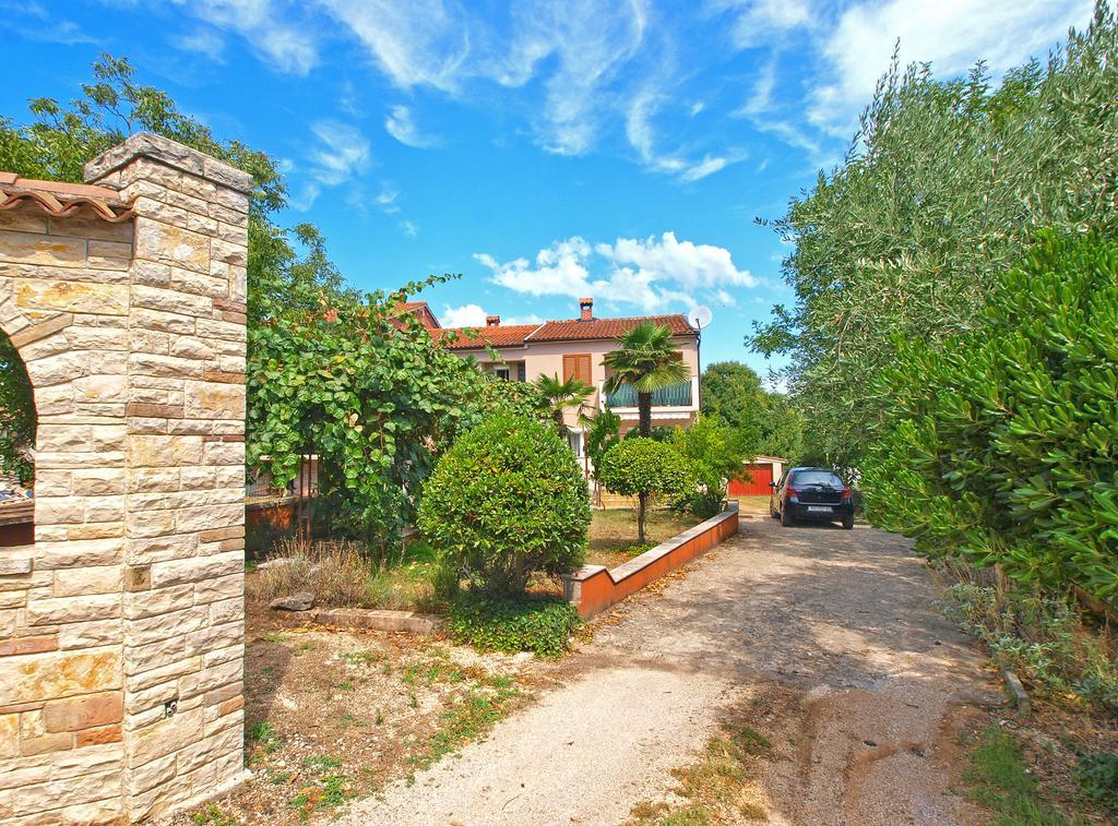 Apartments Voltica 1049 Rovinj Exterior photo